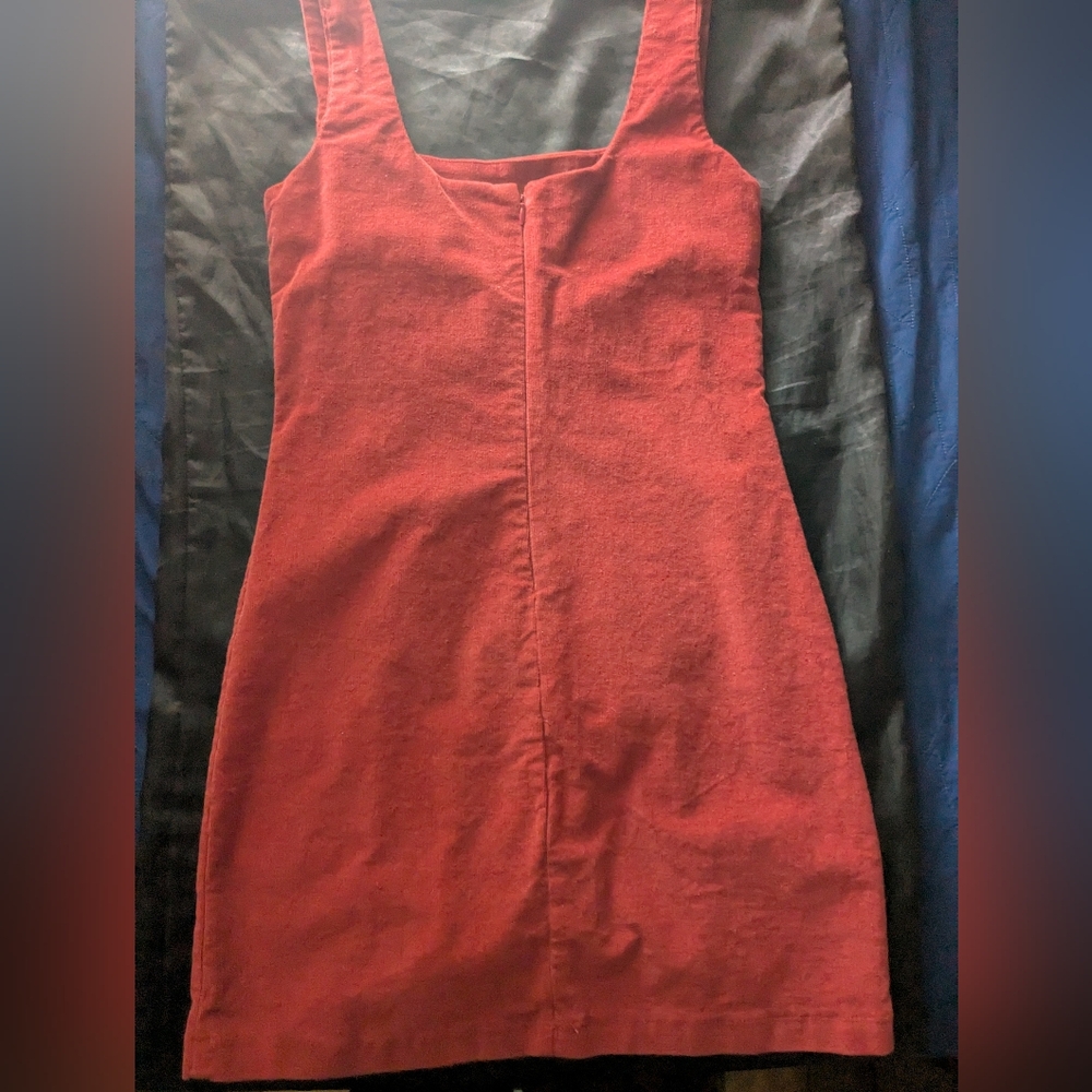Elegant Red Sleeveless Dress